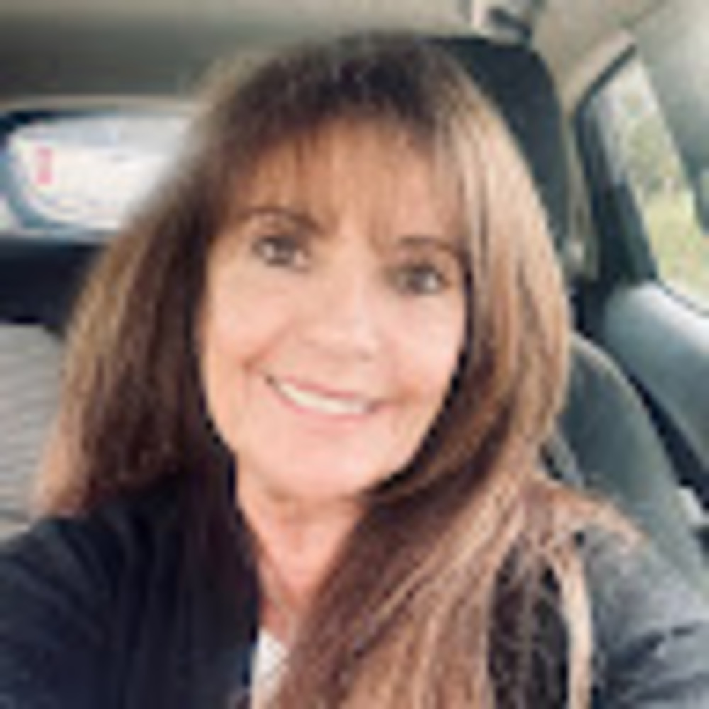 Meet your Posher, Suzi june